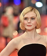 totallyelle-theroadsnottakenpremiere-330.jpg
