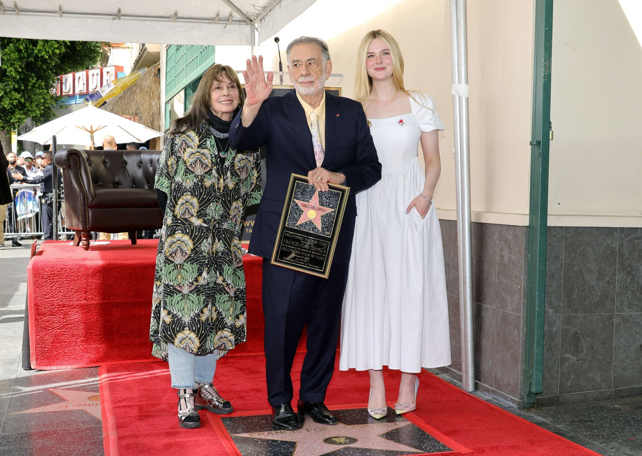 totallyelle-hollywoodwalkoffamestarceremony-012.png