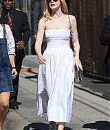 totallyelle-candid-2017-06-29-arriving-at-jimmy-kimmel-047.jpg