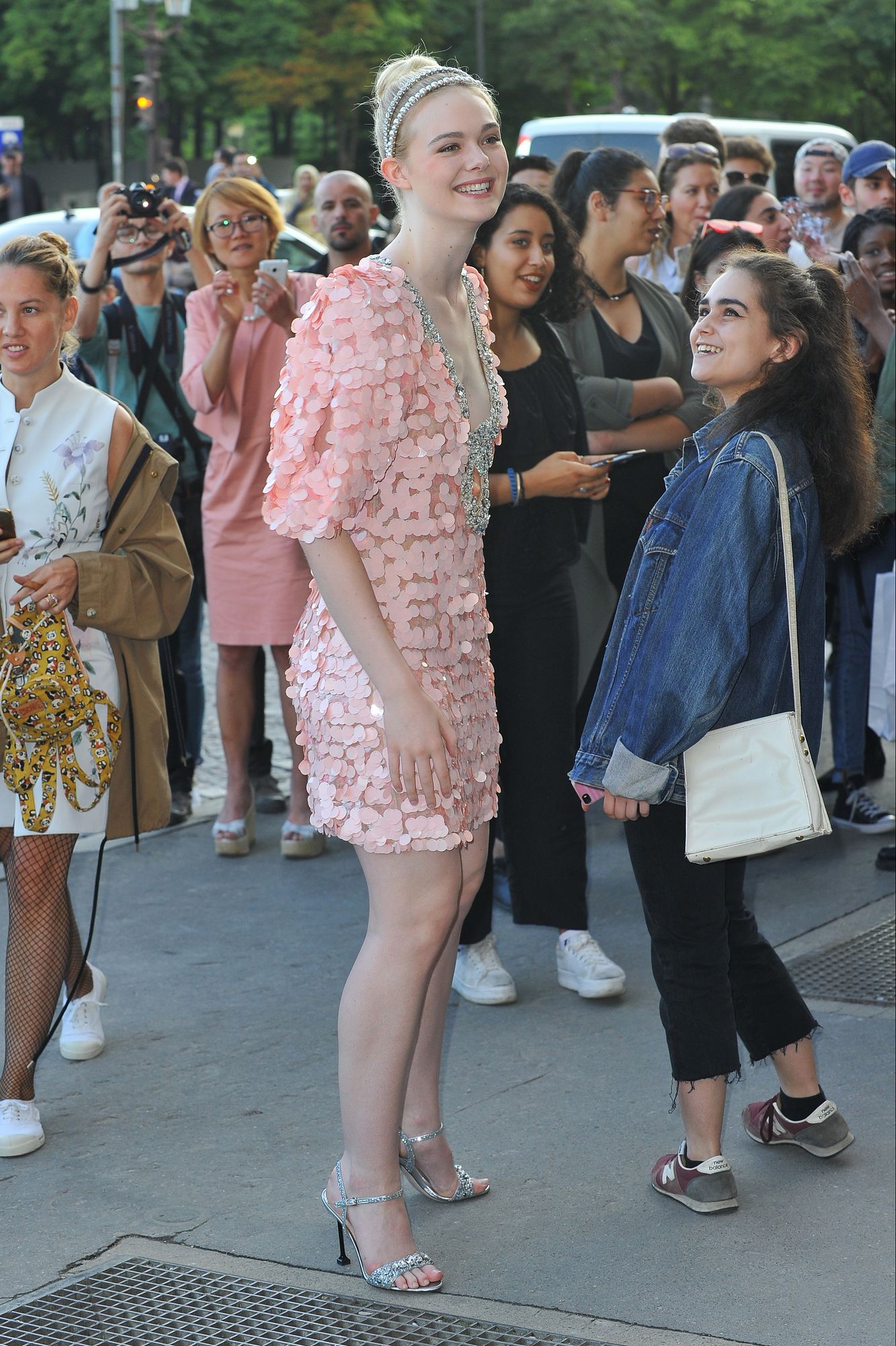 totallyelle-candid-2017-07-02-arriving-at-miumiu-show-050.jpg