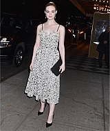totallyelle-candid-2017-12-06-arriving-at-loreals-event-005.jpg