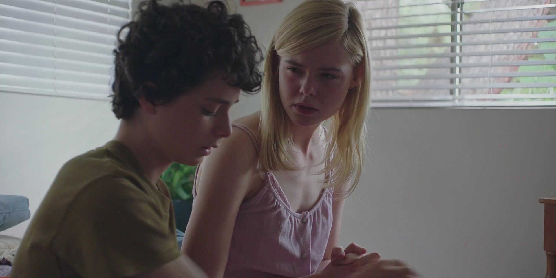 totallyelle-20thcenturywomen-screencaptures-170.jpg