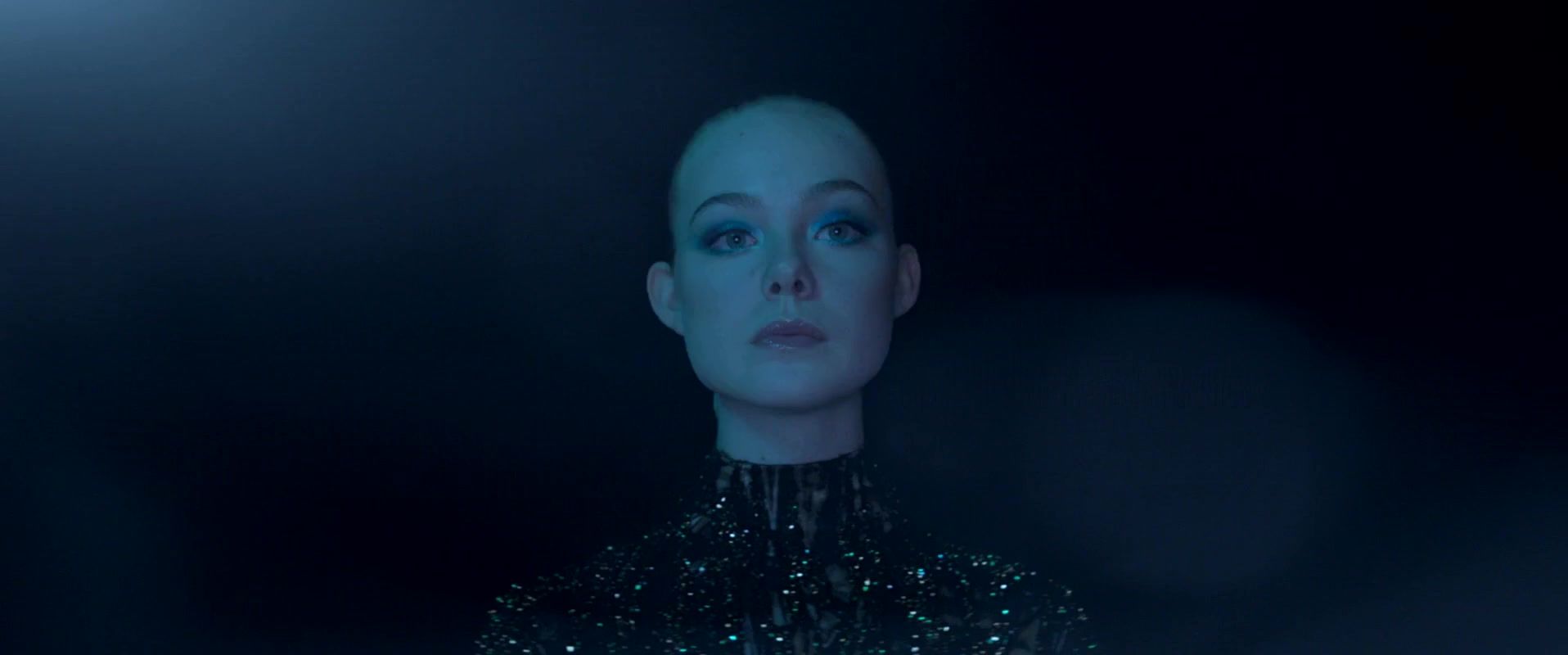 totallyelle-theneondemon-screencaptures-214.jpg