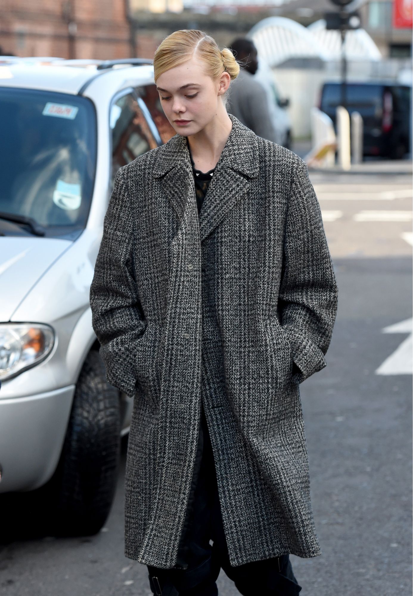 totally-elle-howtotalk-set-20151113-006.jpg