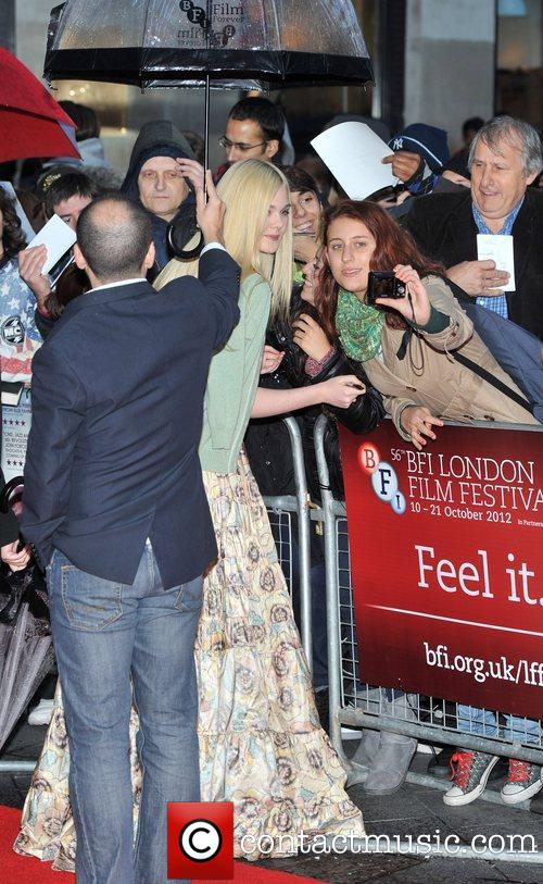 premieres_gingerandrosalondon090.jpg