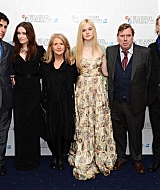 premieres_gingerandrosalondon044.jpg