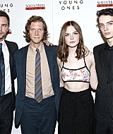 premieres_youngonesny004.JPG