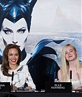 events_2014_05_09_maleficentpressconference006.jpg