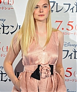 Elle_Fanning_07.jpg