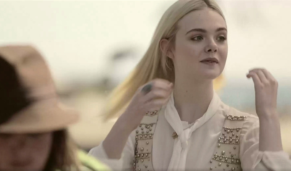 ellefanning_gingerrosa_1289.jpg