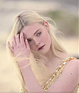 ellefanning_gingerrosa_1372.jpg