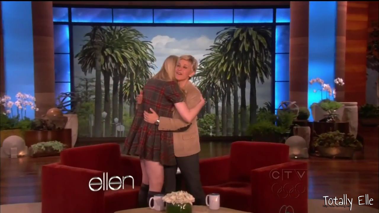 interviews_theellendegeneresshow2012Screencaps0056.jpg