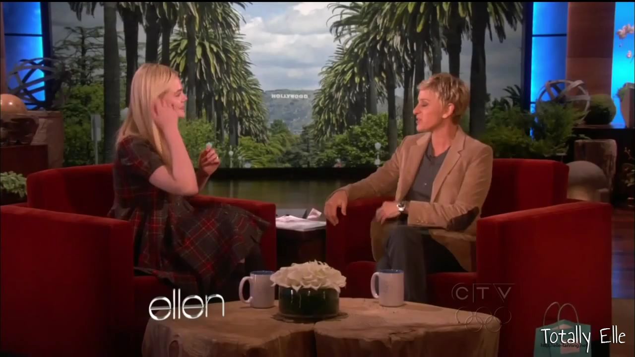 interviews_theellendegeneresshow2012Screencaps0074.jpg
