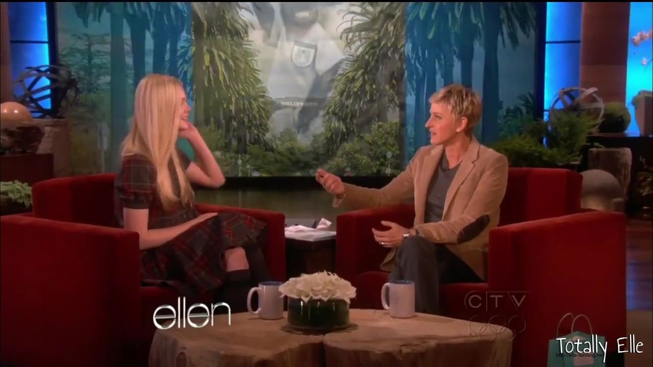 interviews_theellendegeneresshow2012Screencaps0092.jpg
