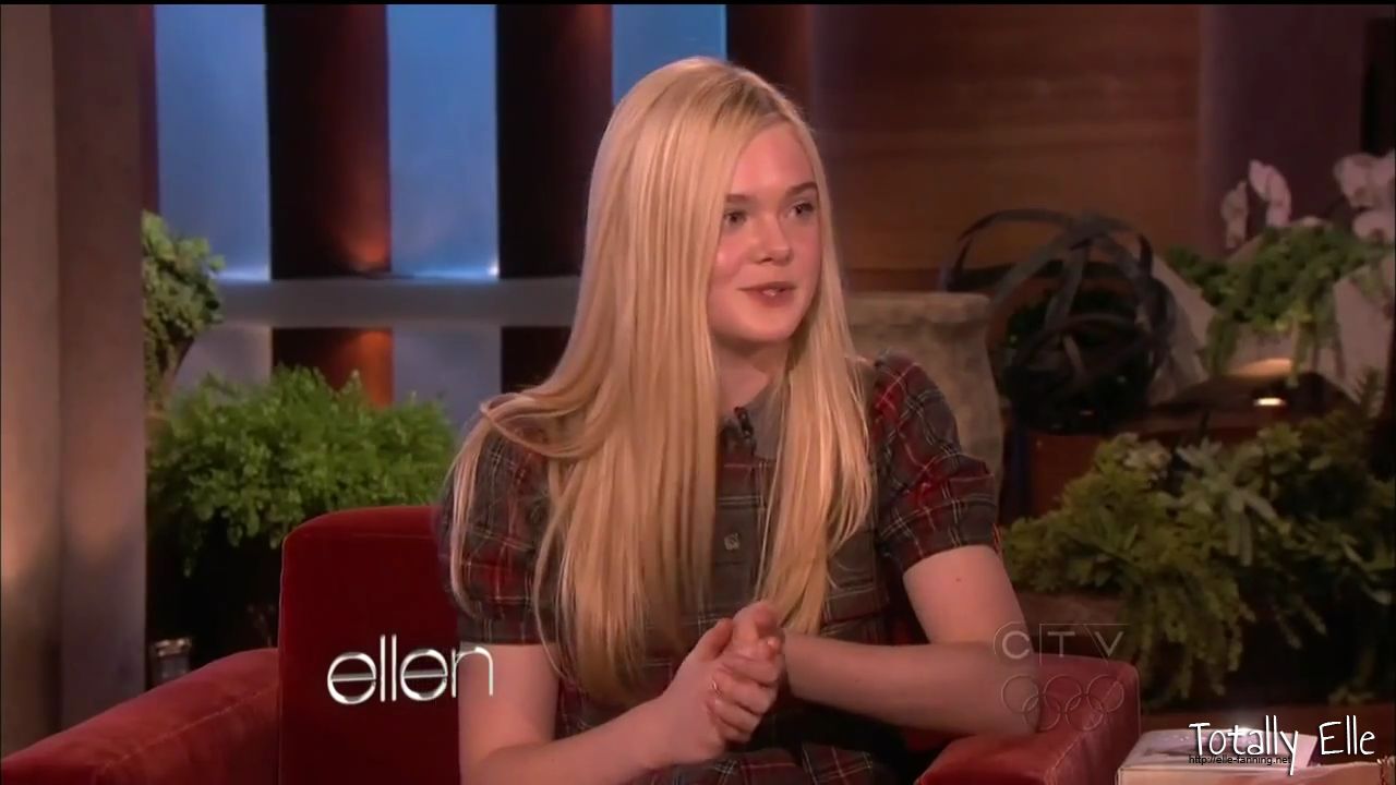 interviews_theellendegeneresshow2012Screencaps0185.jpg