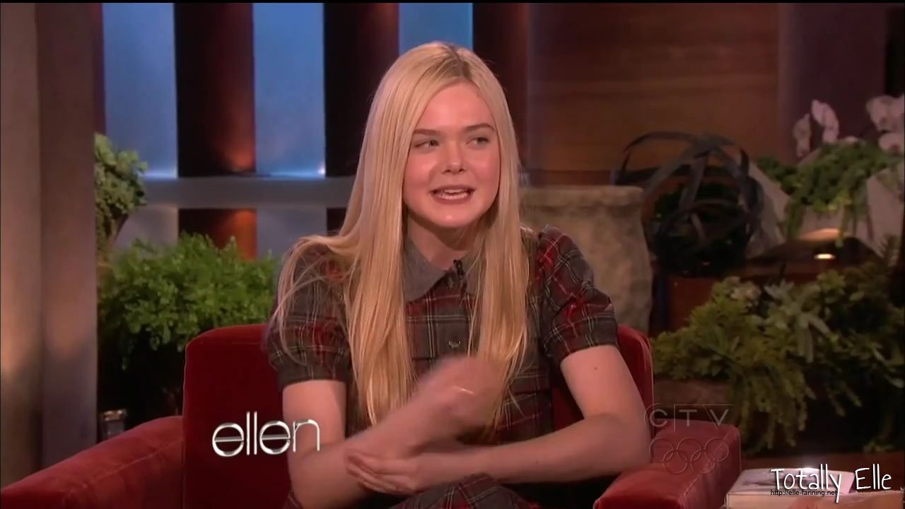 interviews_theellendegeneresshow2012Screencaps0242.jpg