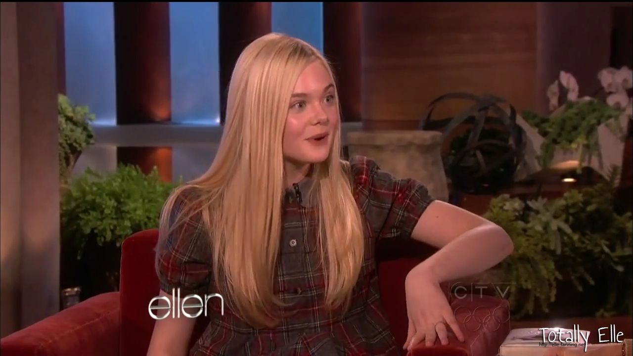 interviews_theellendegeneresshow2012Screencaps0256.jpg