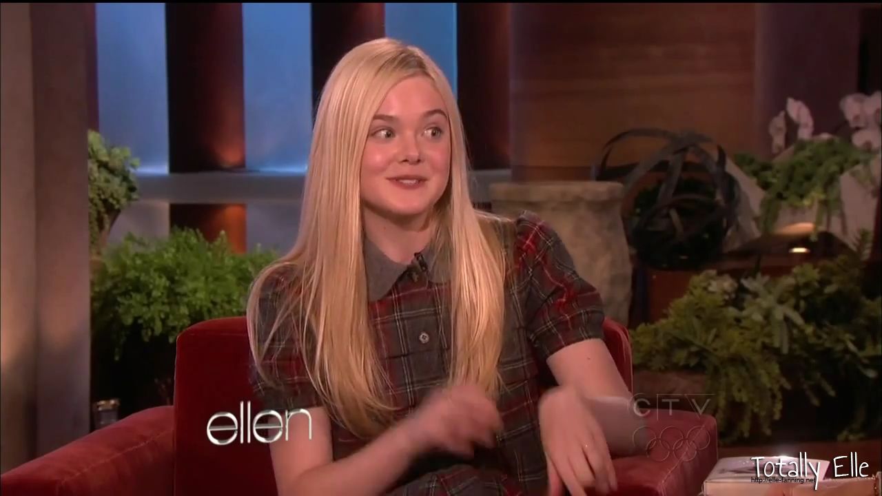 interviews_theellendegeneresshow2012Screencaps0266.jpg