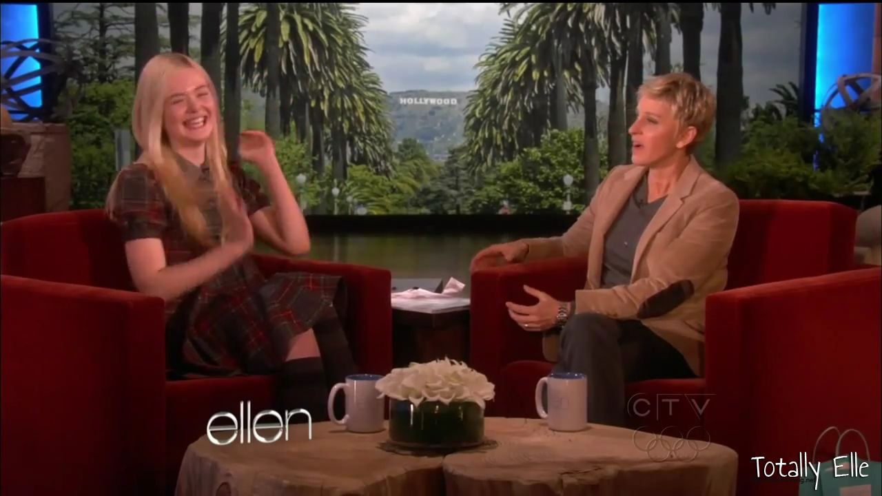 interviews_theellendegeneresshow2012Screencaps0402.jpg
