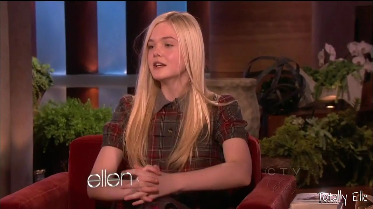 interviews_theellendegeneresshow2012Screencaps0420.jpg