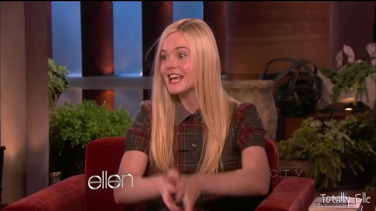 interviews_theellendegeneresshow2012Screencaps0430.jpg