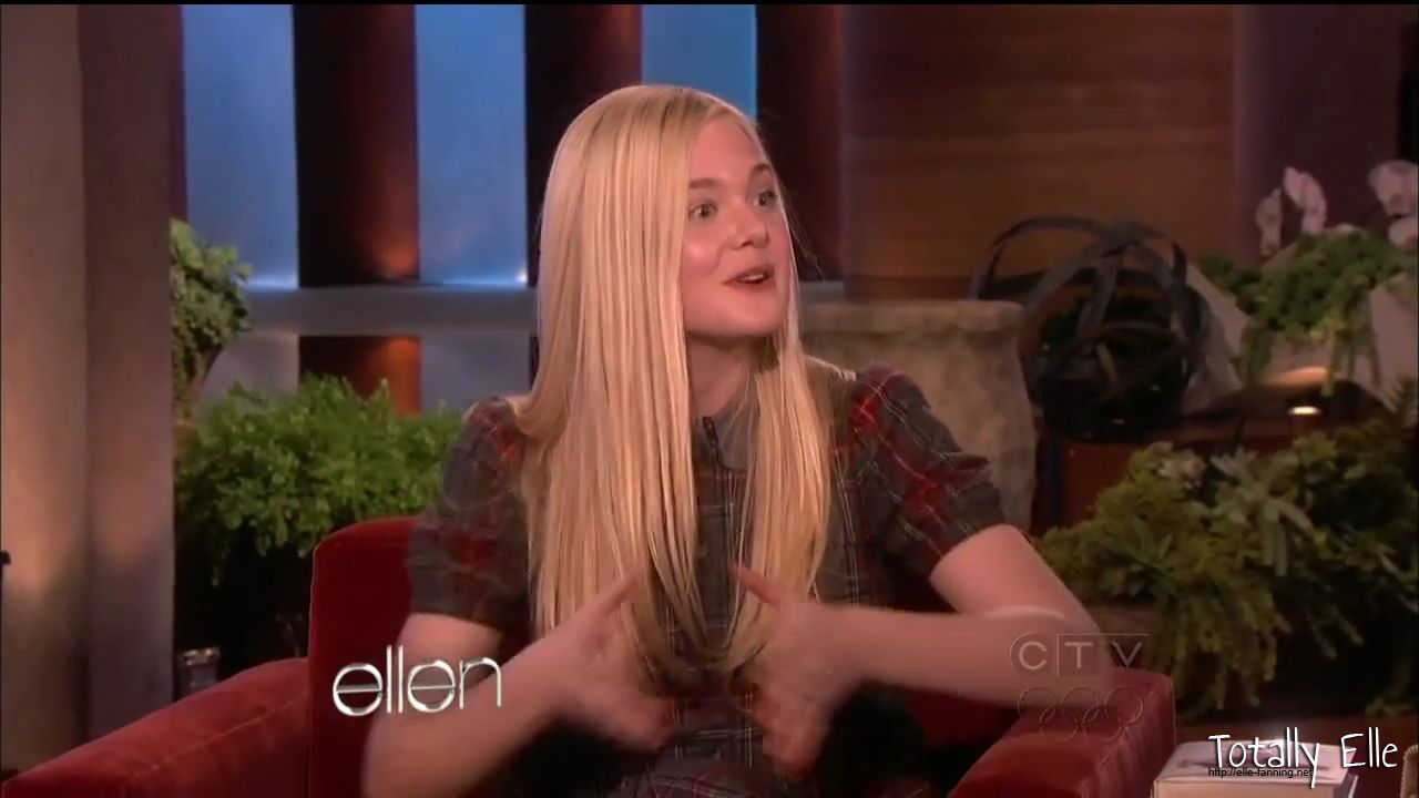 interviews_theellendegeneresshow2012Screencaps0435.jpg