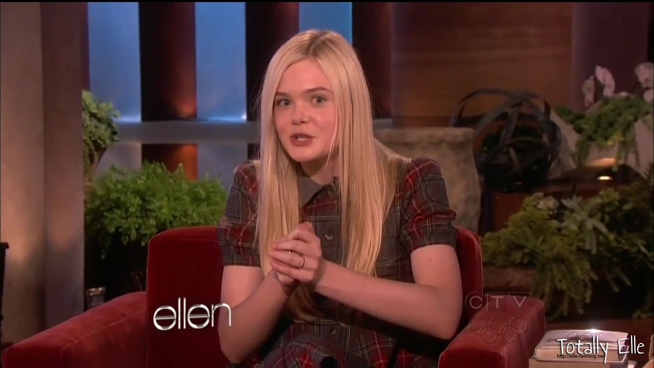 interviews_theellendegeneresshow2012Screencaps0472.jpg