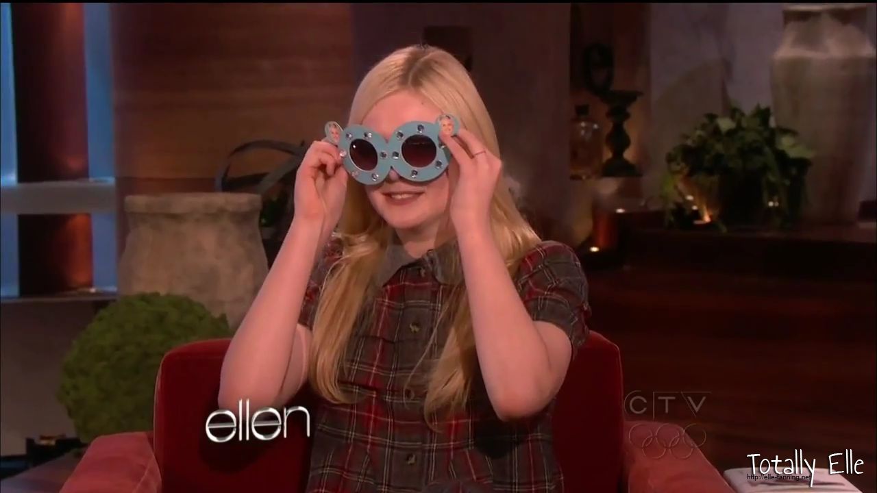 interviews_theellendegeneresshow2012Screencaps0575.jpg