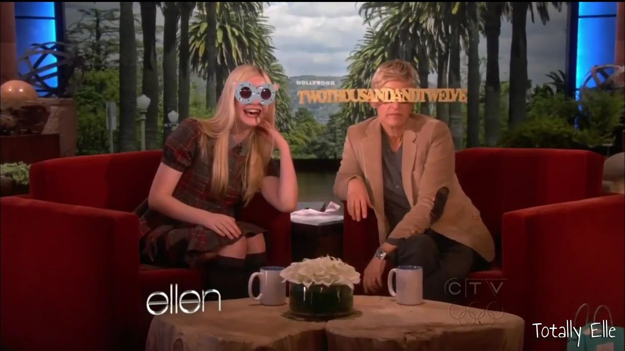 interviews_theellendegeneresshow2012Screencaps0596.jpg