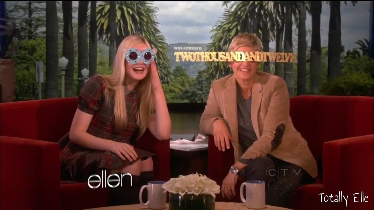 interviews_theellendegeneresshow2012Screencaps0605.jpg