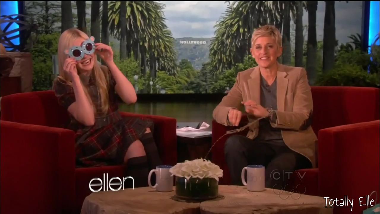 interviews_theellendegeneresshow2012Screencaps0630.jpg