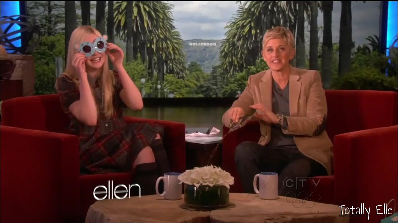interviews_theellendegeneresshow2012Screencaps0631.jpg