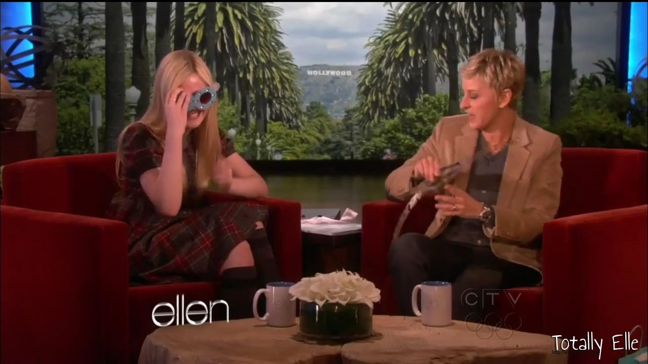 interviews_theellendegeneresshow2012Screencaps0636.jpg