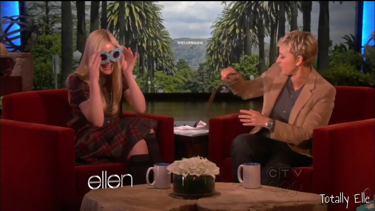 interviews_theellendegeneresshow2012Screencaps0637.jpg
