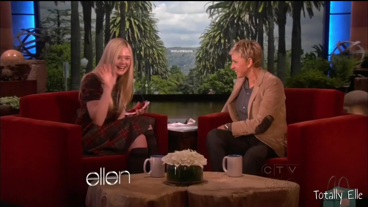interviews_theellendegeneresshow2012Screencaps0642.jpg