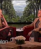 interviews_theellendegeneresshow2012Screencaps0225.jpg