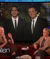 interviews_theellendegeneresshow2012Screencaps0496.jpg