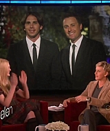 interviews_theellendegeneresshow2012Screencaps0505.jpg
