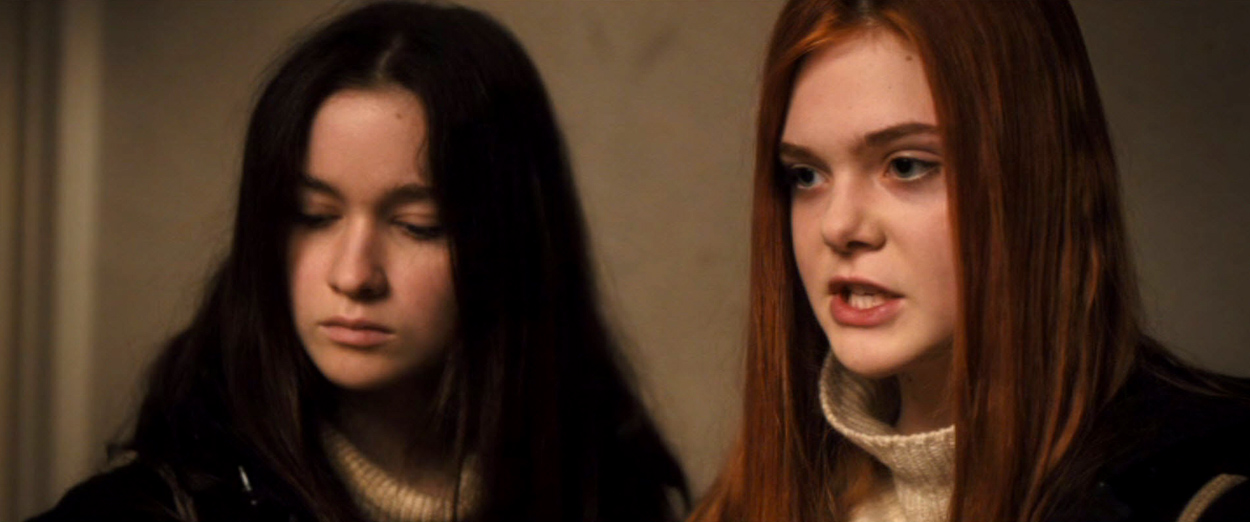 ellefanning_gingerrosa_0925.jpg