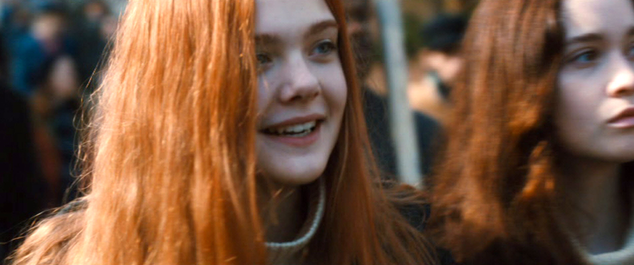ellefanning_gingerrosa_1717.jpg