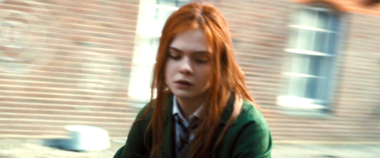 ellefanning_gingerrosa_2190.jpg