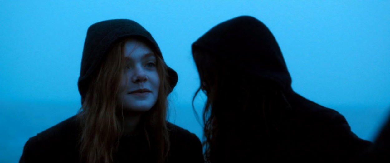 ellefanning_gingerrosa_2206.jpg