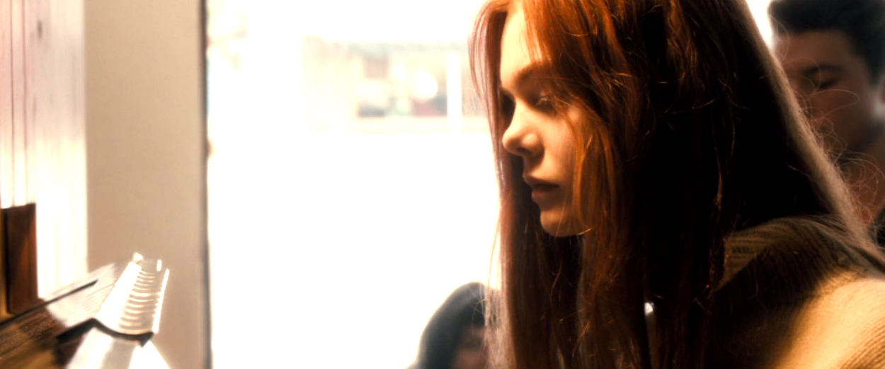 ellefanning_gingerrosa_2512.jpg