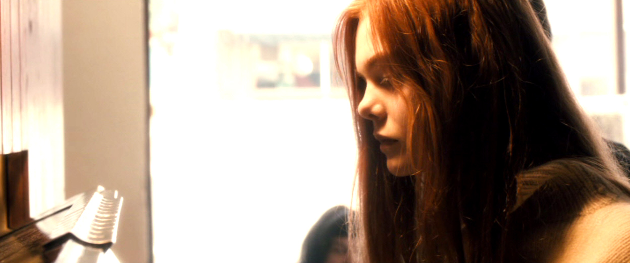 ellefanning_gingerrosa_2513.jpg