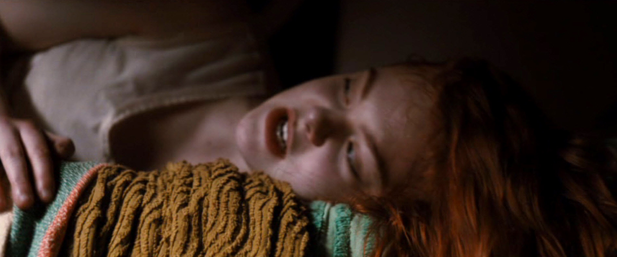ellefanning_gingerrosa_2595.jpg
