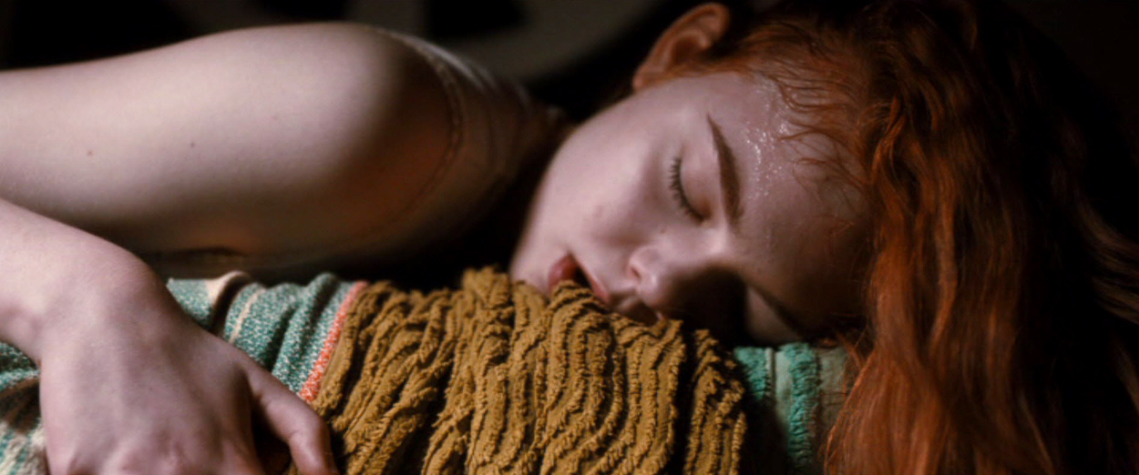 ellefanning_gingerrosa_2609.jpg