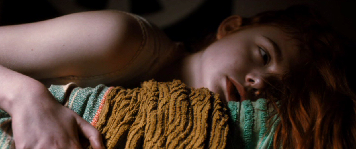 ellefanning_gingerrosa_2622.jpg