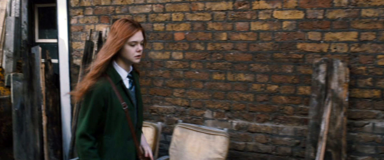 ellefanning_gingerrosa_2642.jpg