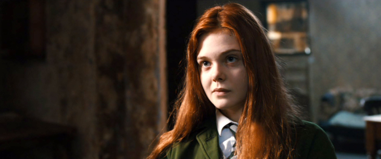 ellefanning_gingerrosa_2785.jpg
