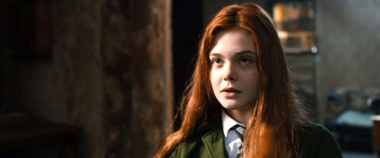ellefanning_gingerrosa_2802.jpg